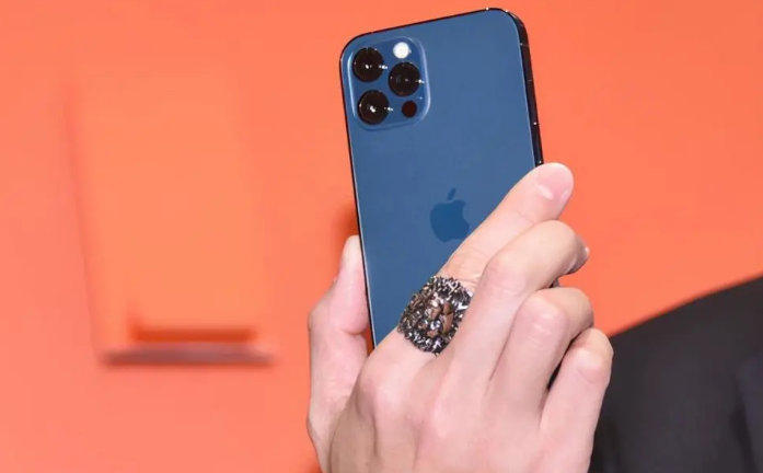 永德苹果手机维修分享iPhone12系列重启方法教程 